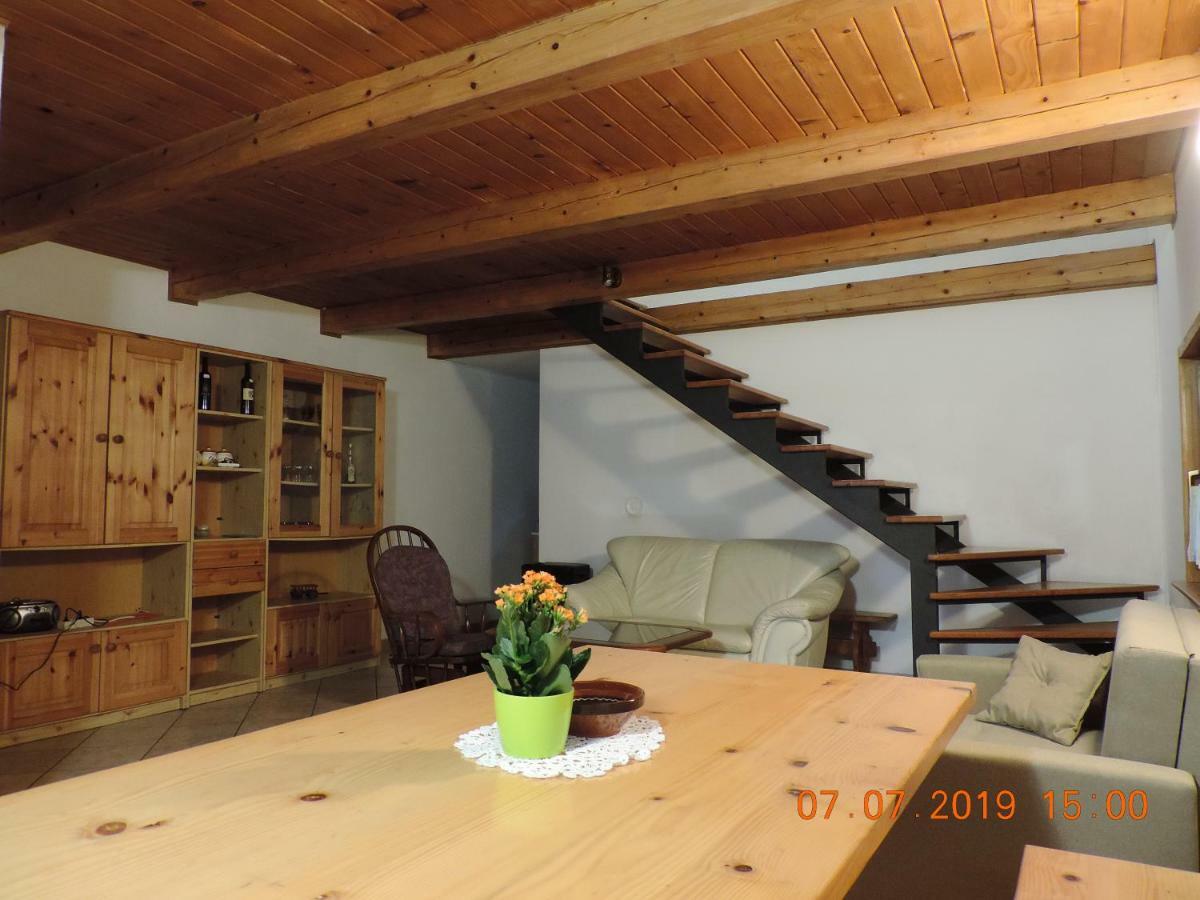 Guest House Nanos Vipava Exterior foto